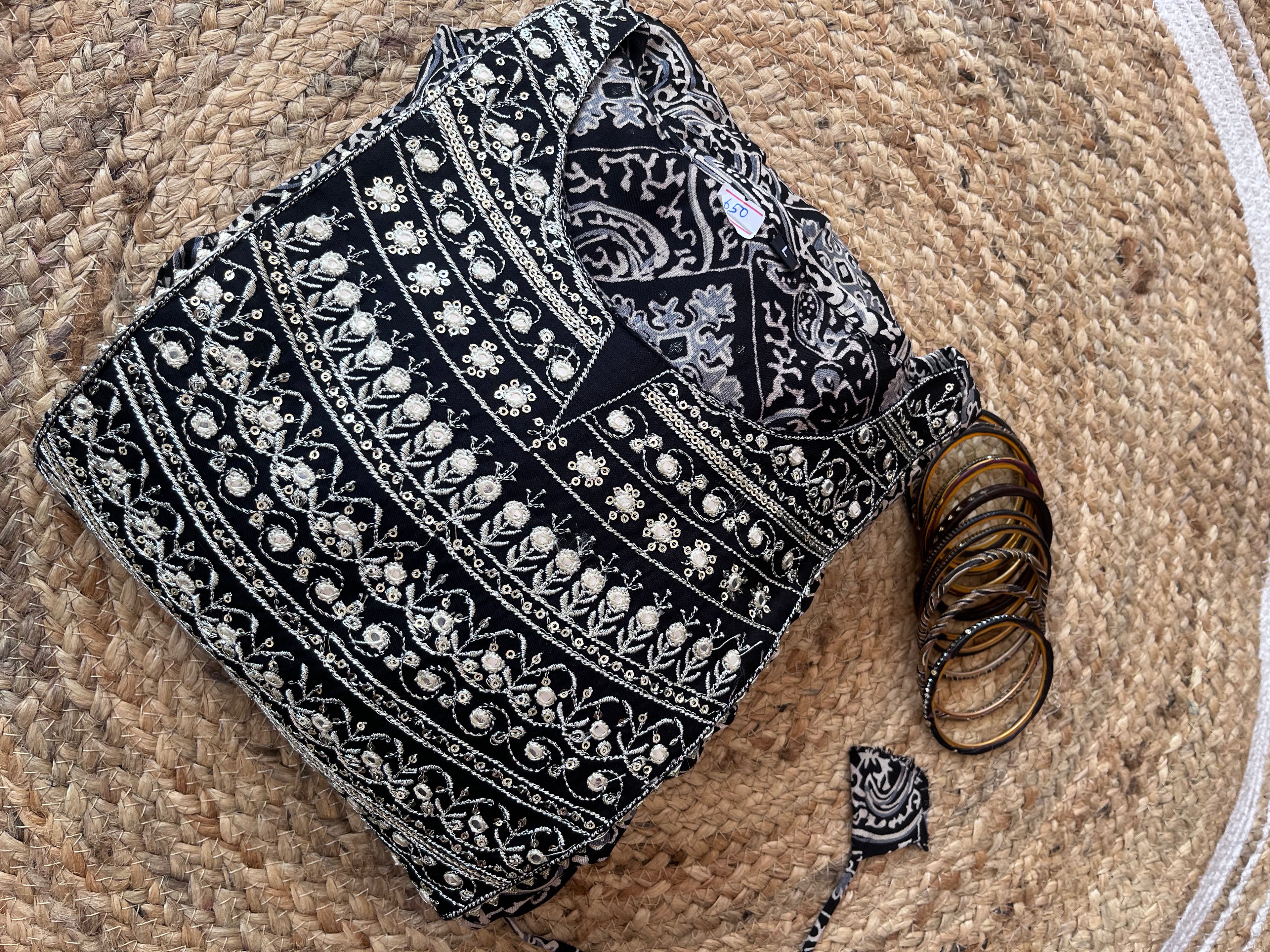 Black- Kalamkari Print Umbrella Kurti