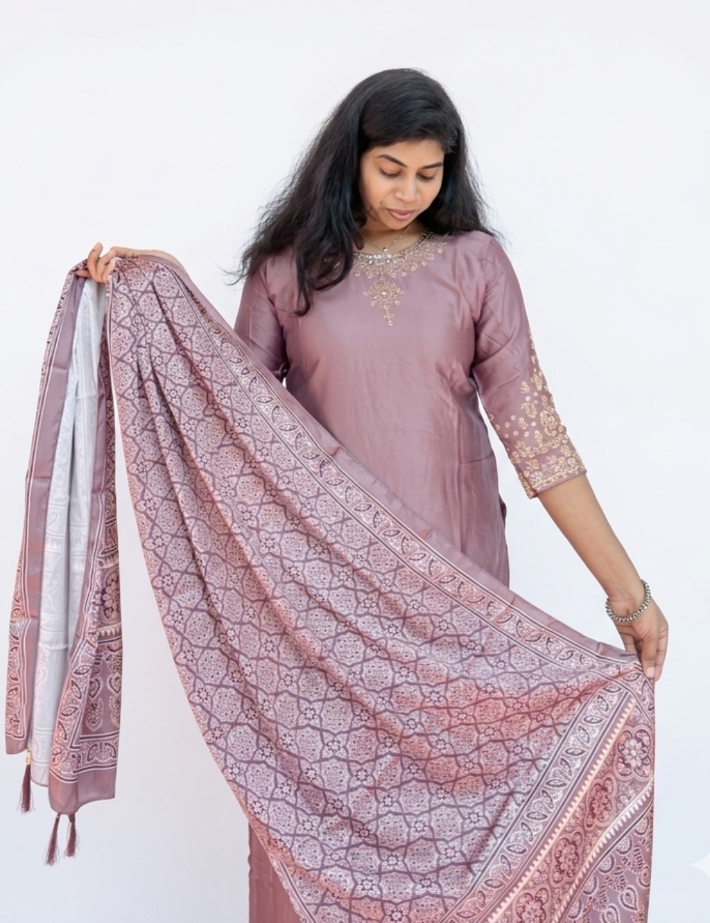 Dusty Rose Gaji Silk Embroidery Suit Set