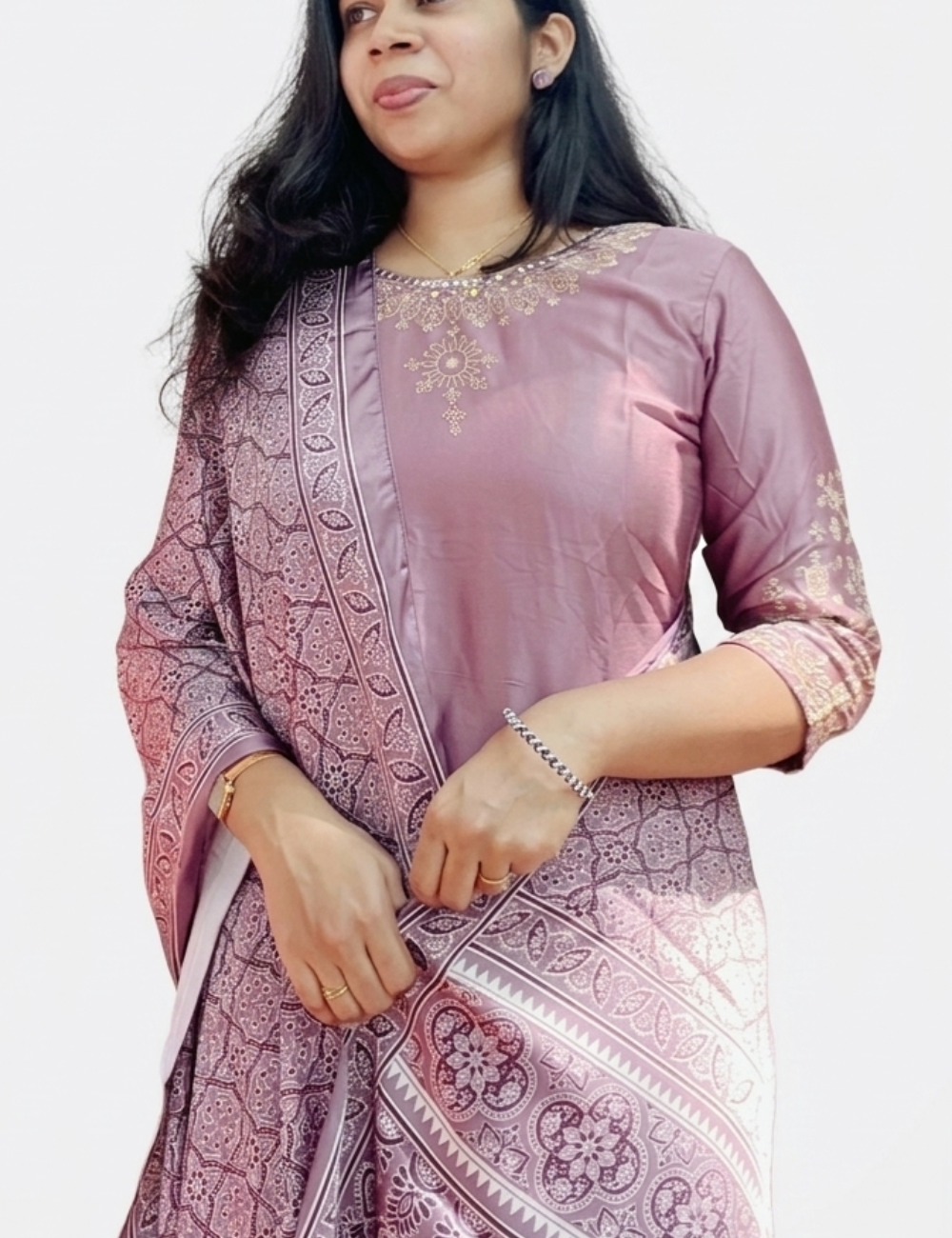 Dusty Rose Gaji Silk Embroidery Suit Set