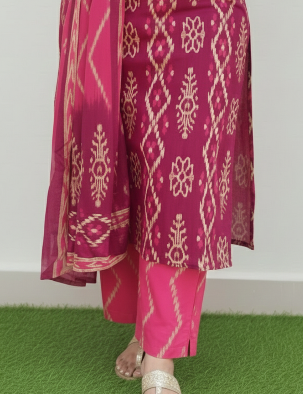 Majenta Cotton Suit Set