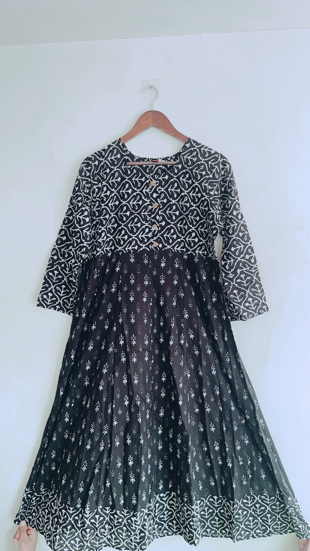Black and White Anarkali Kurti