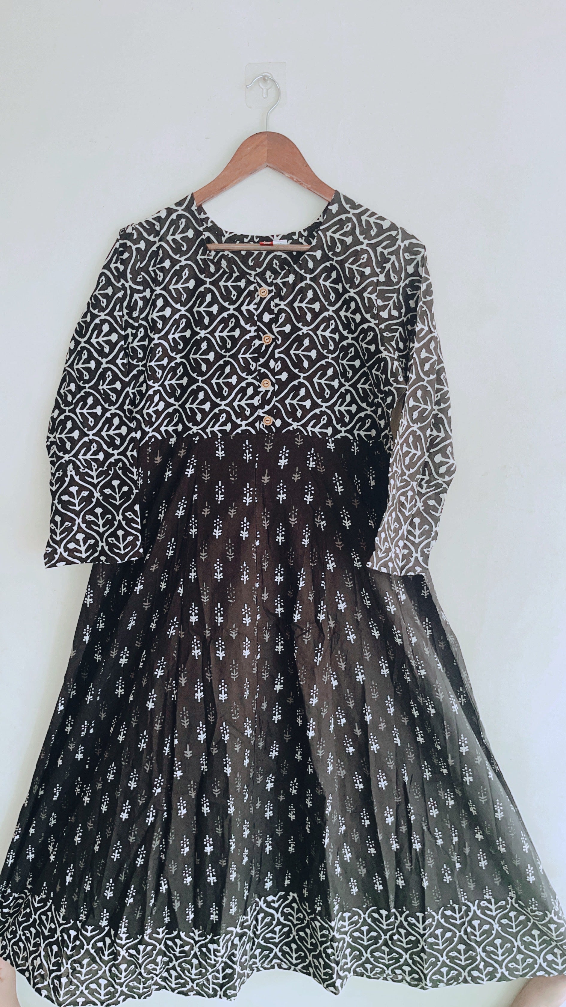 Black and White Anarkali Kurti