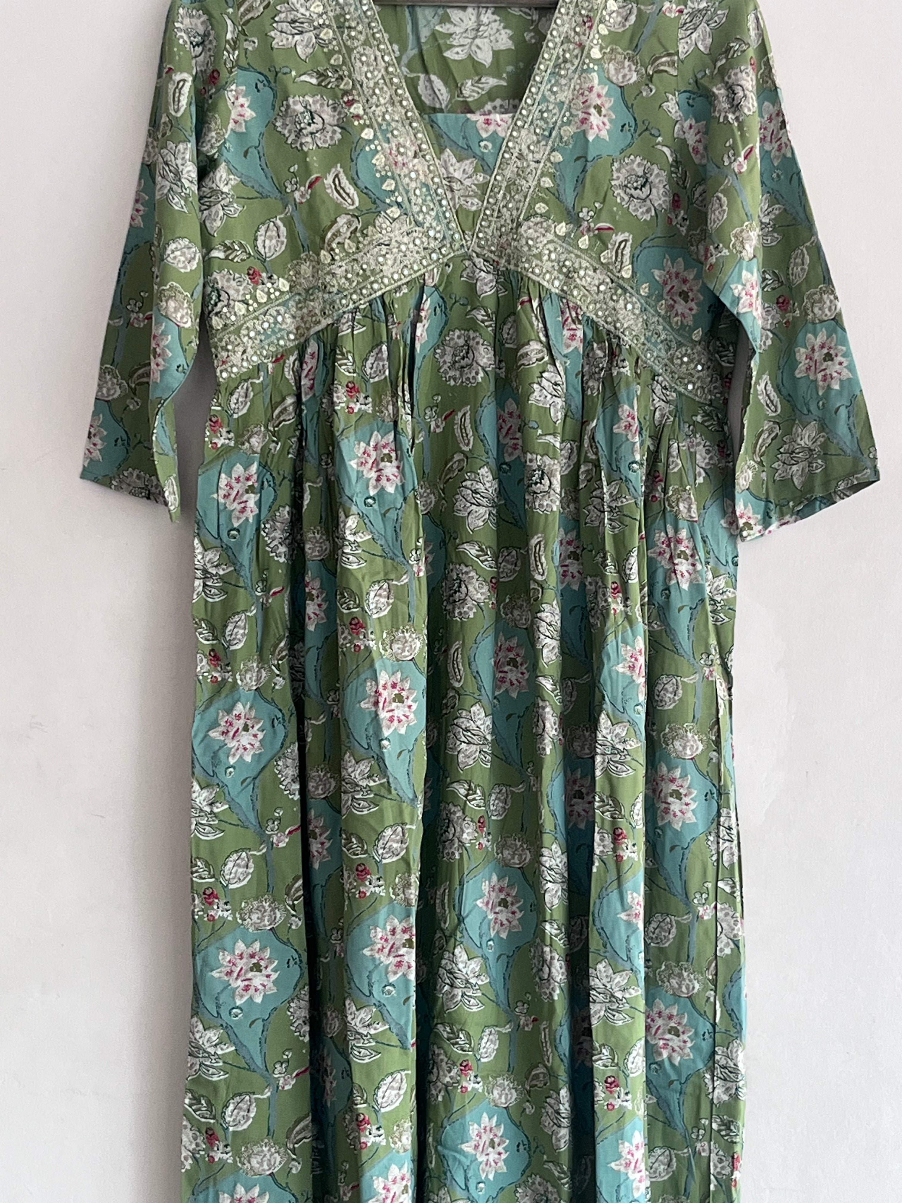 Alia cut kurti
